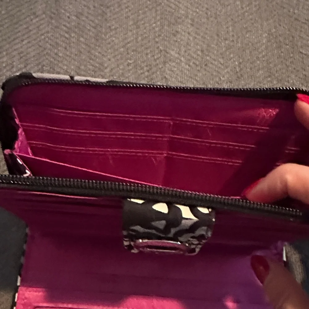 Vera Bradley Black and Pink Patterned Wallet - Picture 5 of 9